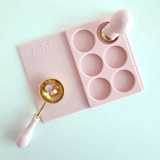 Mintopia, Rosa silikonmatta.