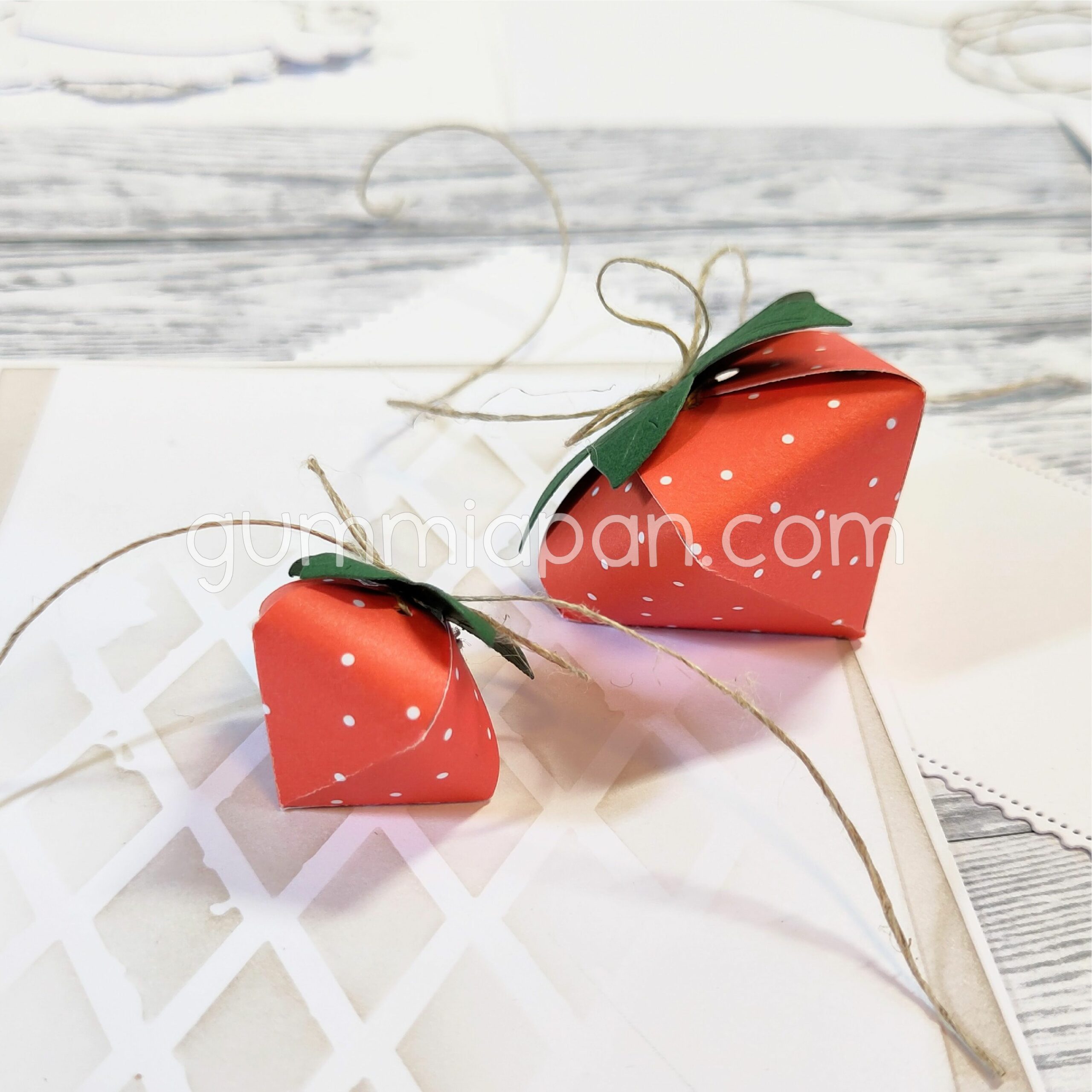 Strawberry box - Image 2
