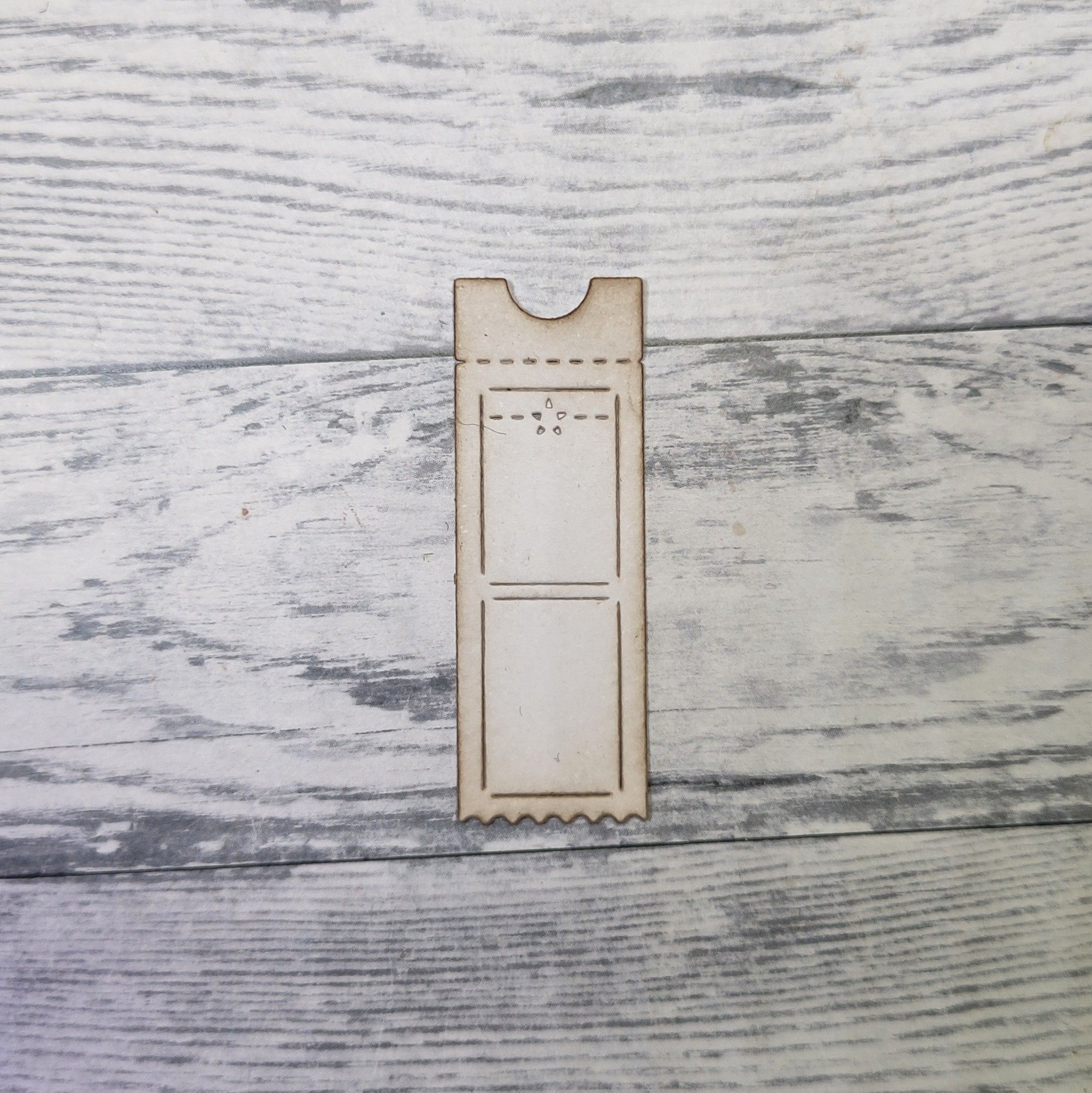 Small Tag with a Star