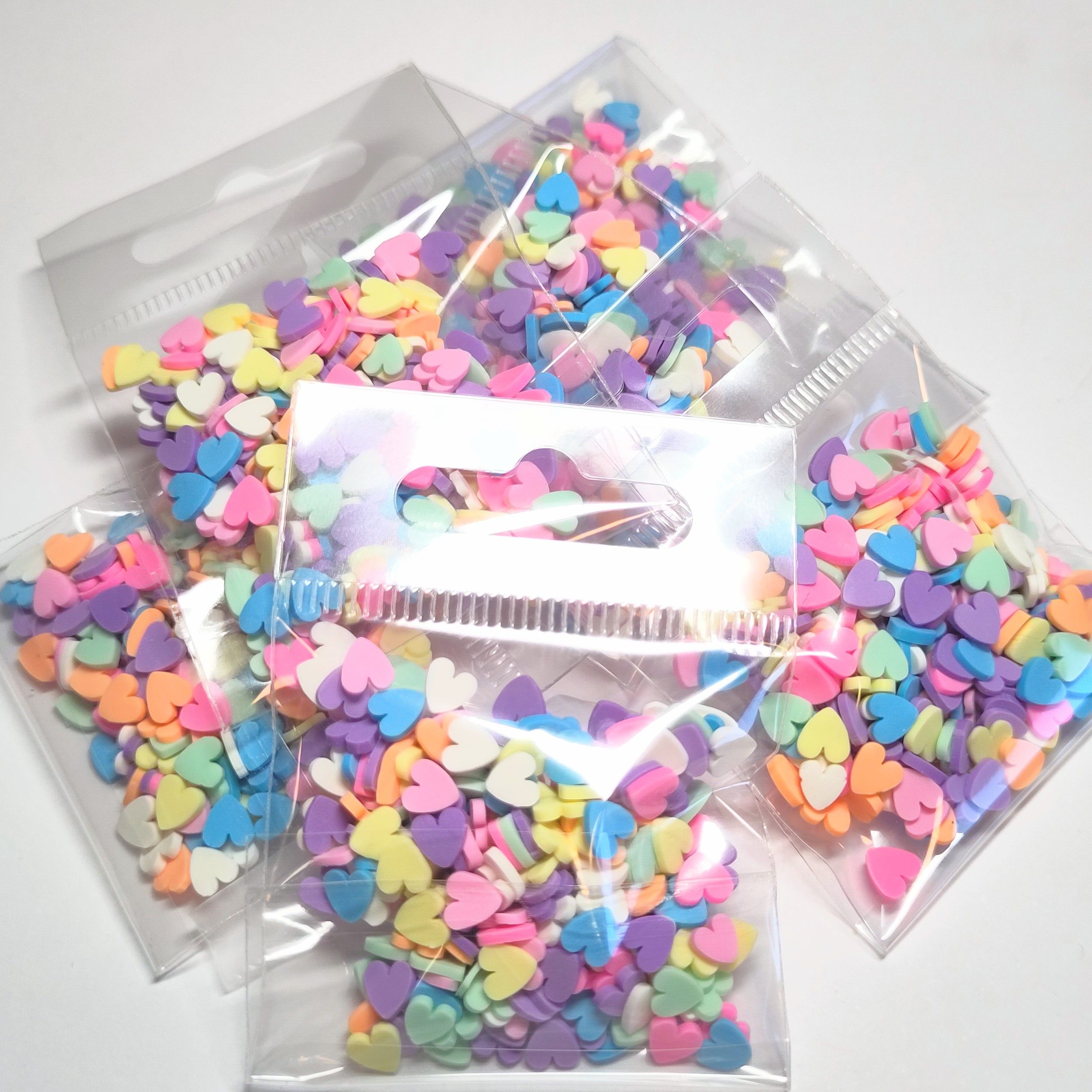 Mini Clay Charms, Blandade Hjärtan - Bild 3