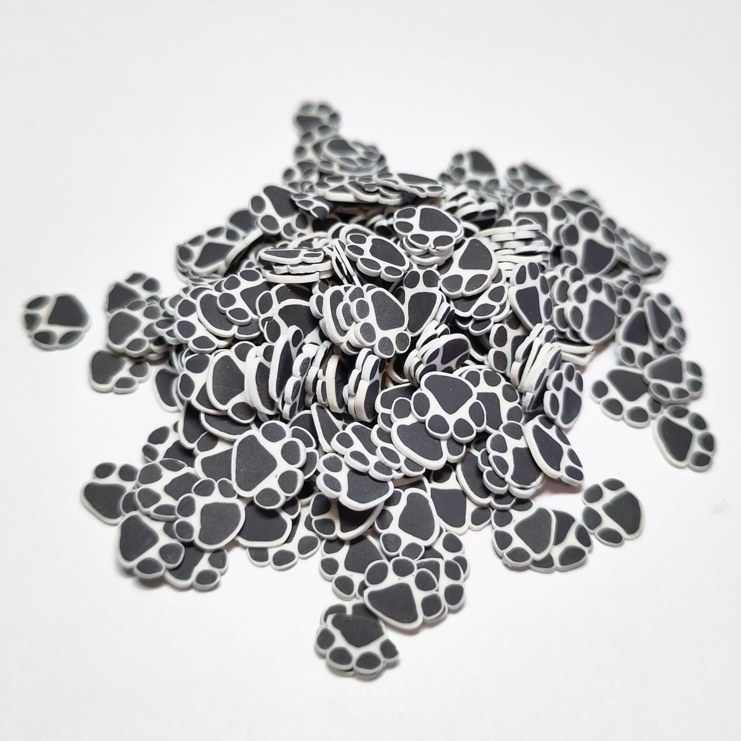 Mini Clay Charms, Tassar