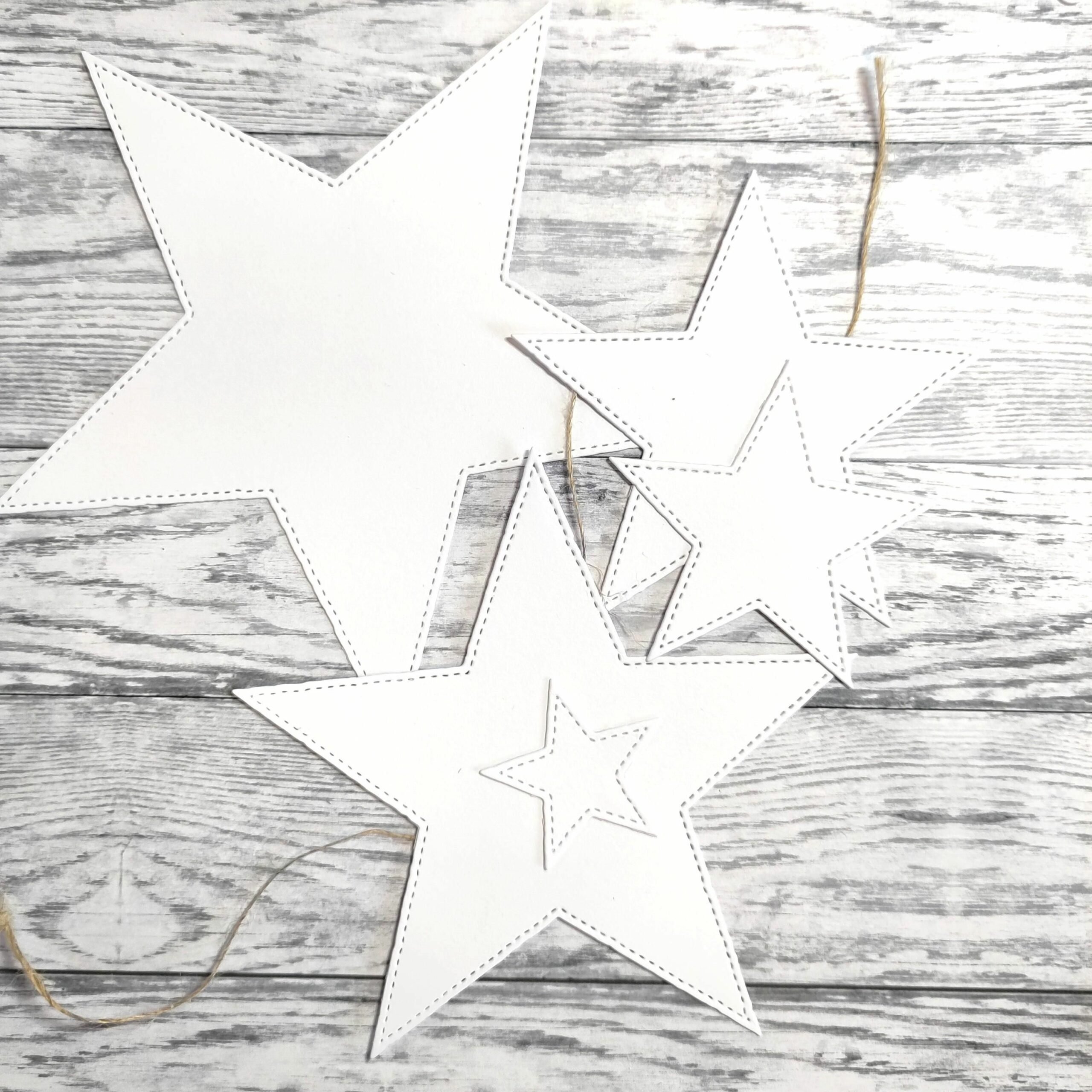 Hand Drawn Stars With Small Stitches - Bild 2