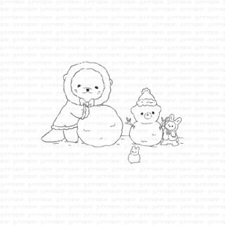 Otty builds a snowman